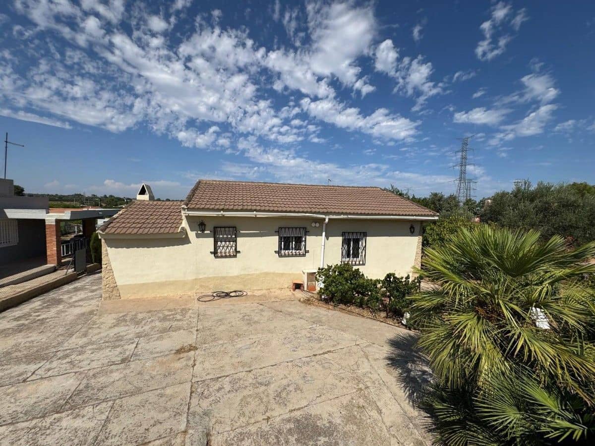 3 chambre Villa/Maison à vendre à Turis avec piscine garage - 175 000 € (Ref: 10002452)