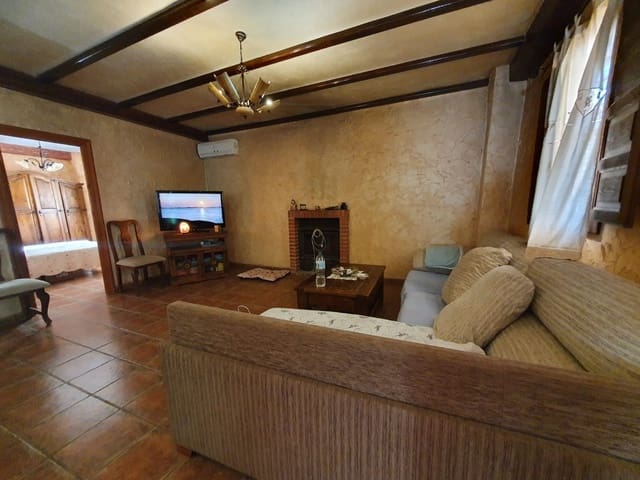 3 sypialnia Willa na sprzedaż w Torrent z basenem garażem - 220 000 € (Ref: 10025071)