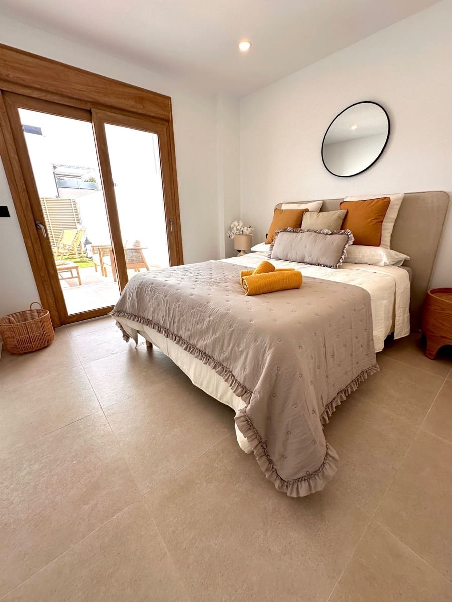 2 sovrum Bungalow till salu i San Pedro del Pinatar med garage - 279 950 € (Ref: 10110475)