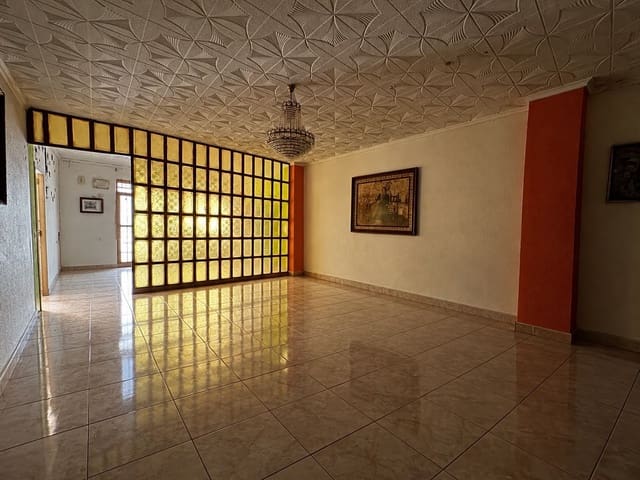 7 sovrum Villa till salu i Albalat de la Ribera - 90 000 € (Ref: 10131154)
