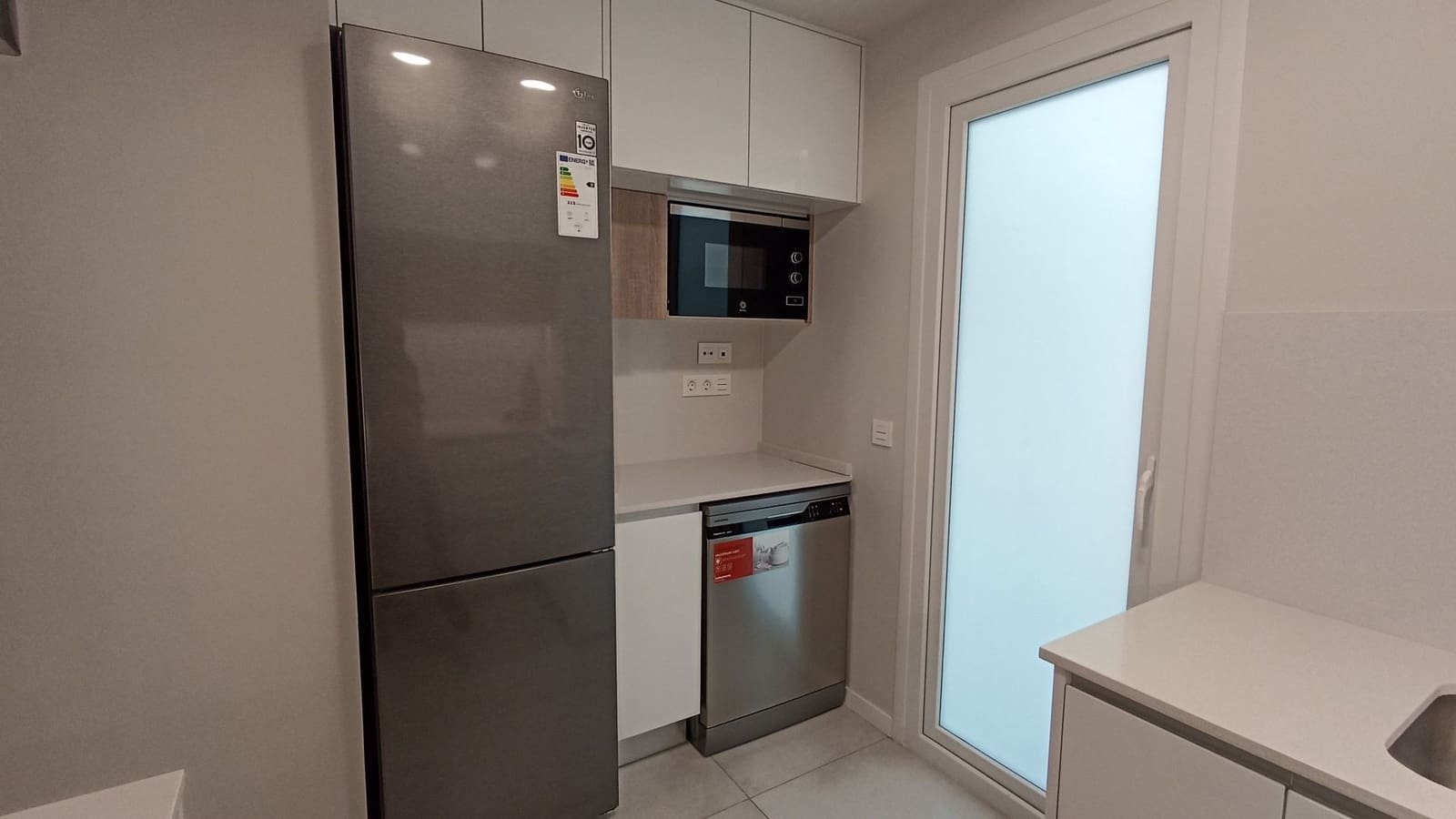 2 soverom Leilighet til salgs i Pilar de la Horadada med svømmebasseng garasje - € 265 000 (Ref: 10132388)