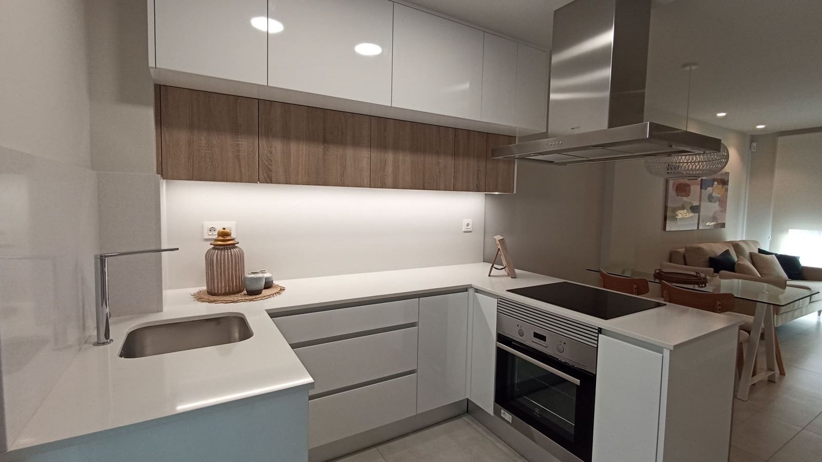 2 soverom Leilighet til salgs i Pilar de la Horadada med svømmebasseng garasje - € 265 000 (Ref: 10132388)