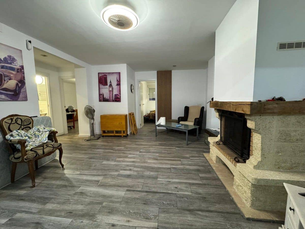 5 bedroom Villa for sale in Alzira with pool garage - € 299,990 (Ref: 10174341)