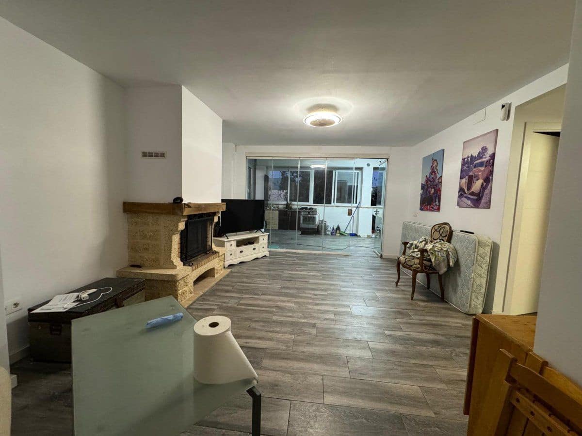 5 bedroom Villa for sale in Alzira with pool garage - € 299,990 (Ref: 10174341)
