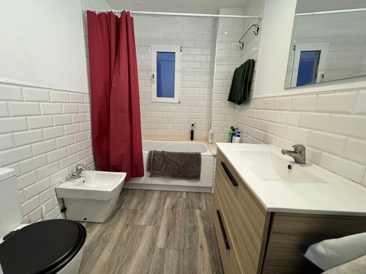 5 bedroom Villa for sale in Alzira with pool garage - € 299,990 (Ref: 10174341)