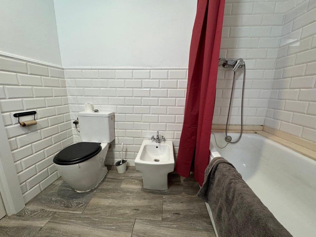 5 bedroom Villa for sale in Alzira with pool garage - € 299,990 (Ref: 10174341)