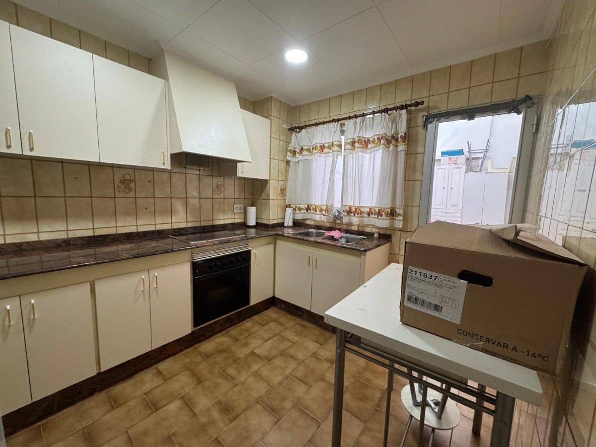 2 slaapkamer Villa te koop in Villanueva de Castellon met garage - € 189.990 (Ref: 10174342)