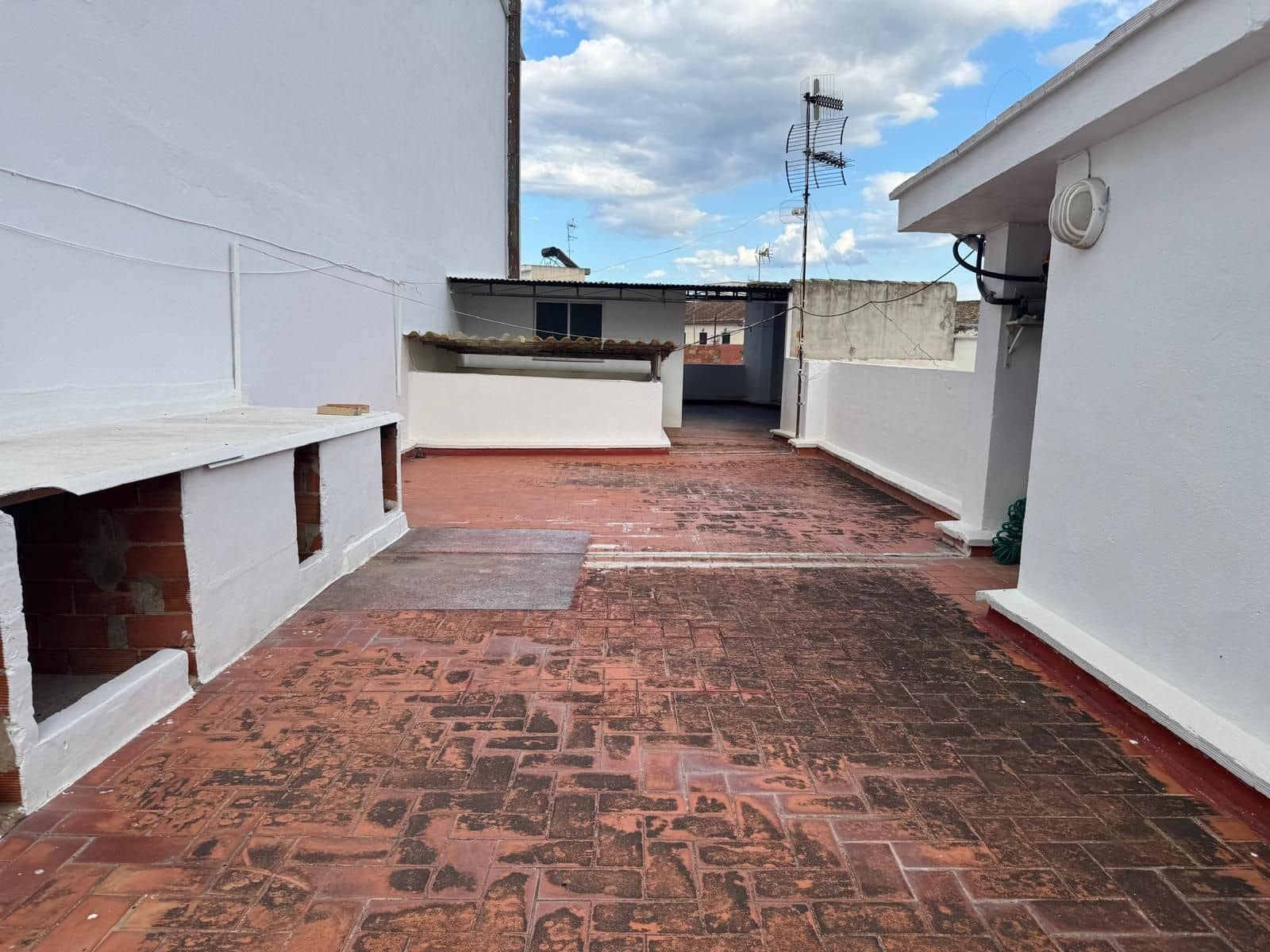 2 slaapkamer Villa te koop in Villanueva de Castellon met garage - € 189.990 (Ref: 10174342)