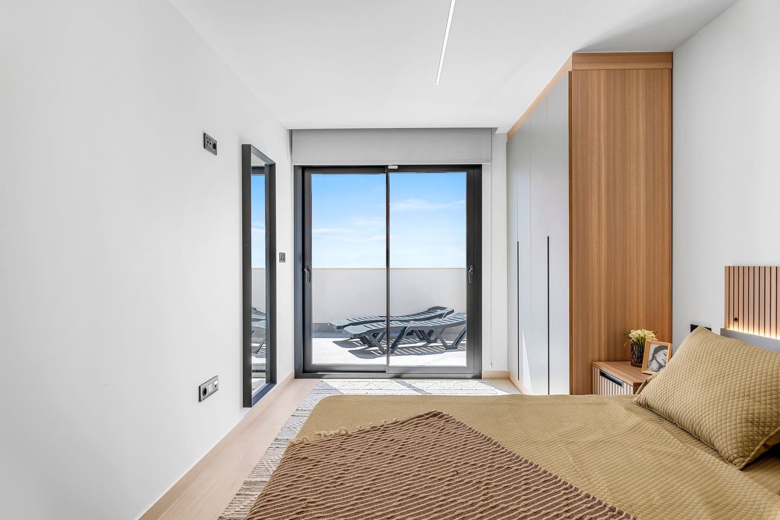 2 soveværelse Lejlighed til salg i Guardamar del Segura med swimmingpool garage - € 224.000 (Ref: 9991574)