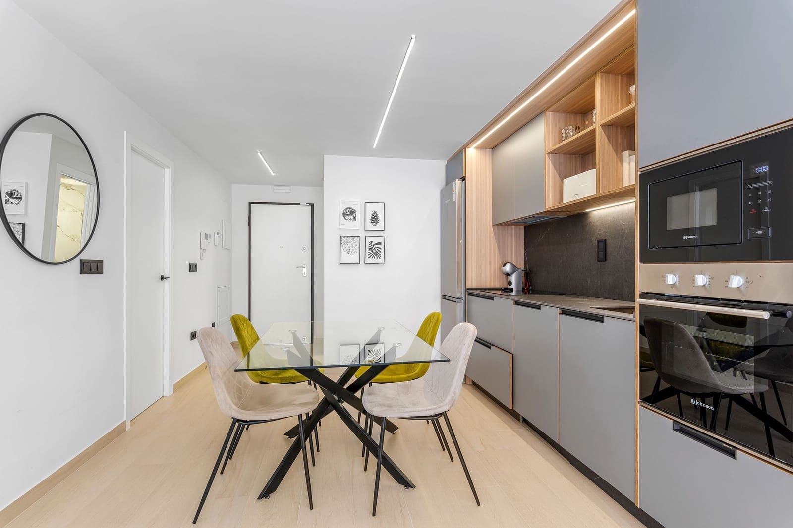 2 soveværelse Lejlighed til salg i Guardamar del Segura med swimmingpool garage - € 224.000 (Ref: 9991574)