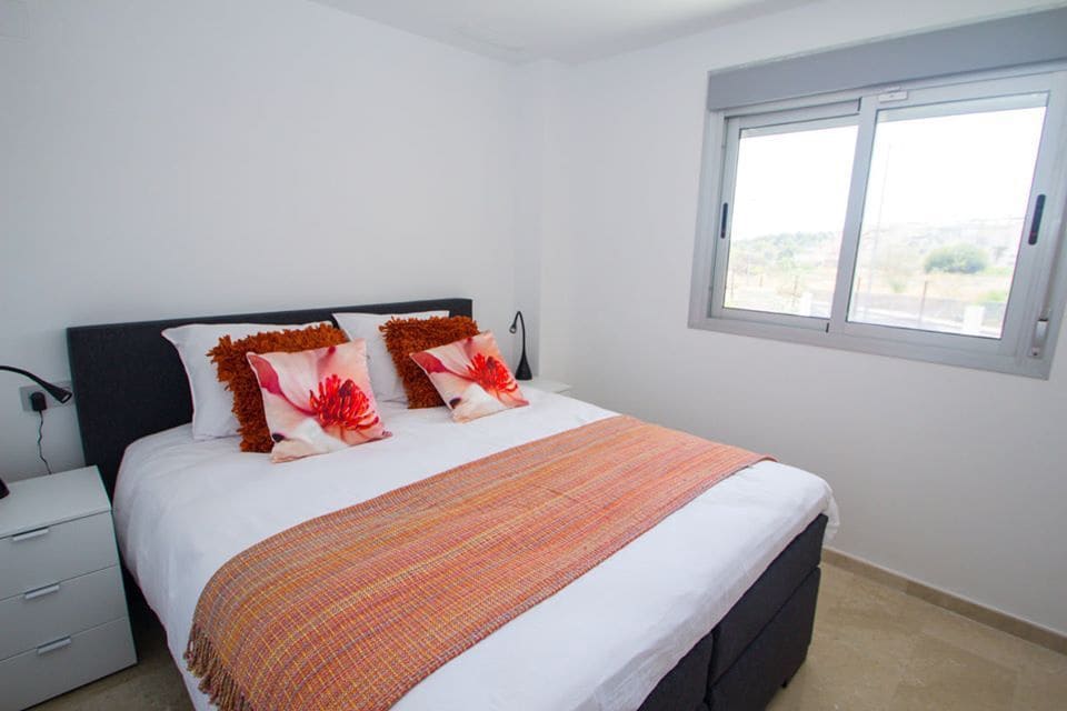 2 sypialnia Apartament na sprzedaż w Orihuela z basenem garażem - 255 000 € (Ref: 9991581)