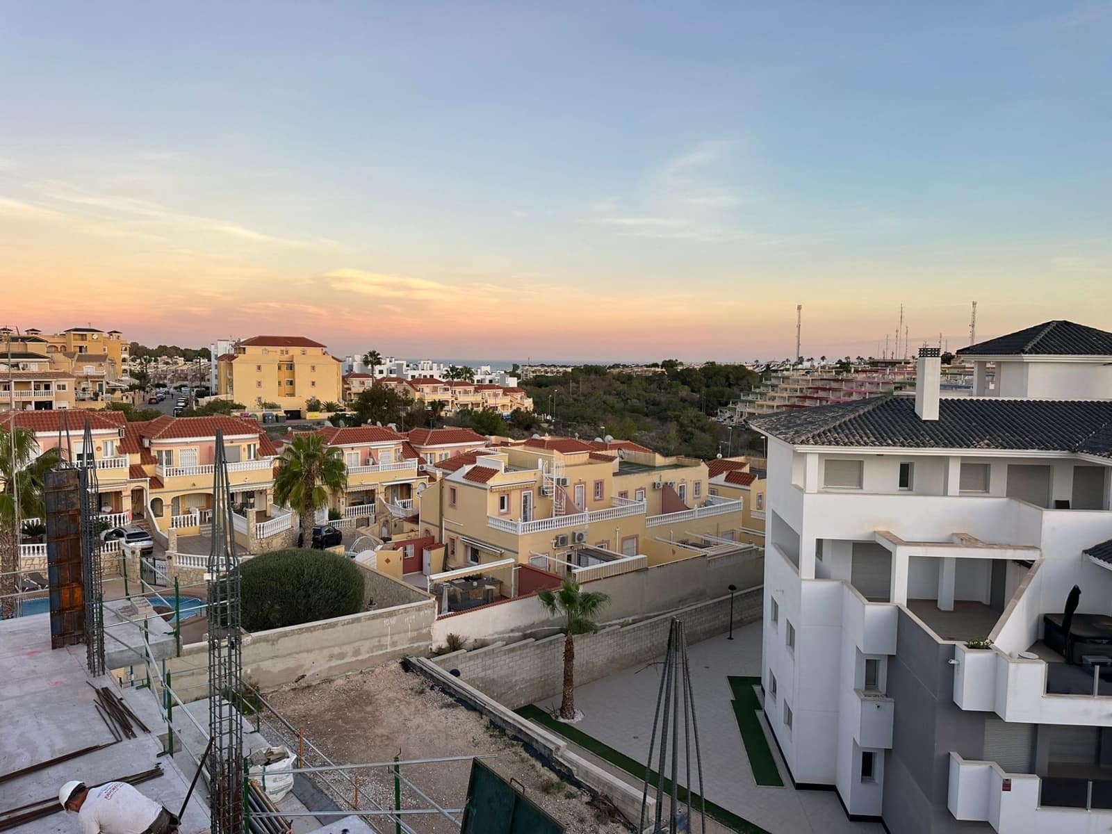 2 sypialnia Apartament na sprzedaż w Orihuela z basenem garażem - 255 000 € (Ref: 9991581)