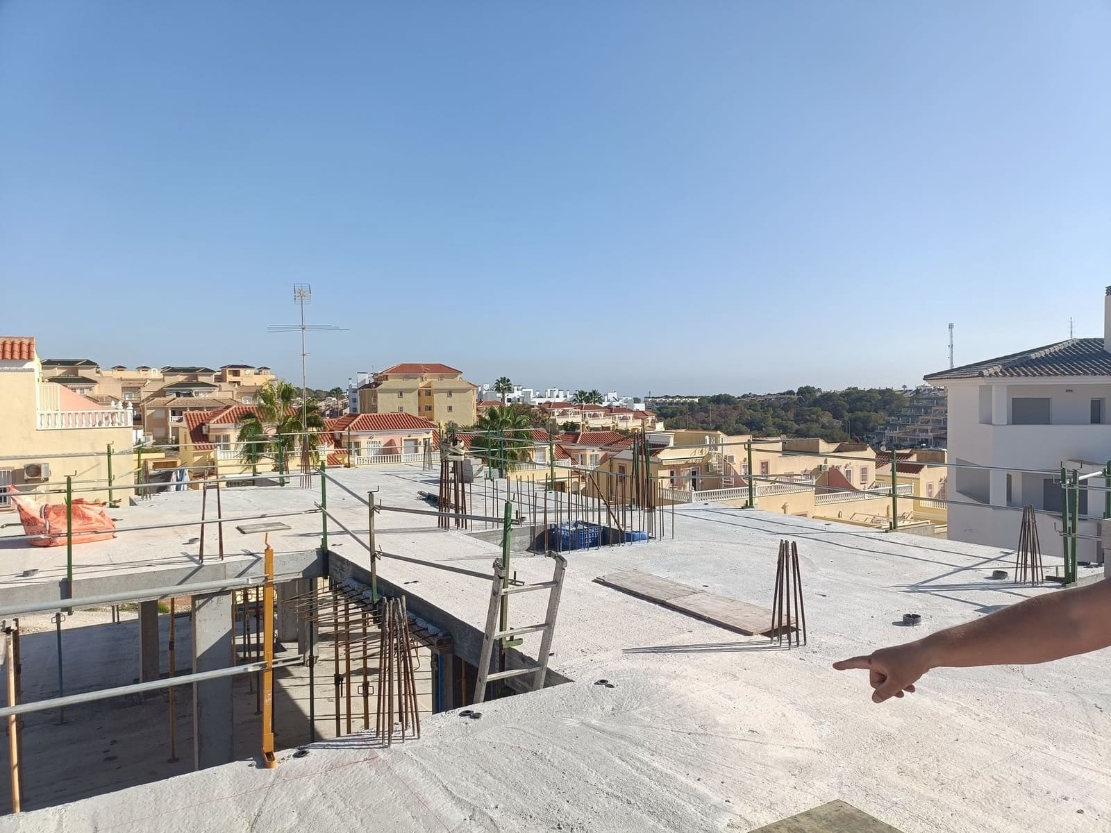 2 sypialnia Apartament na sprzedaż w Orihuela z basenem garażem - 255 000 € (Ref: 9991581)