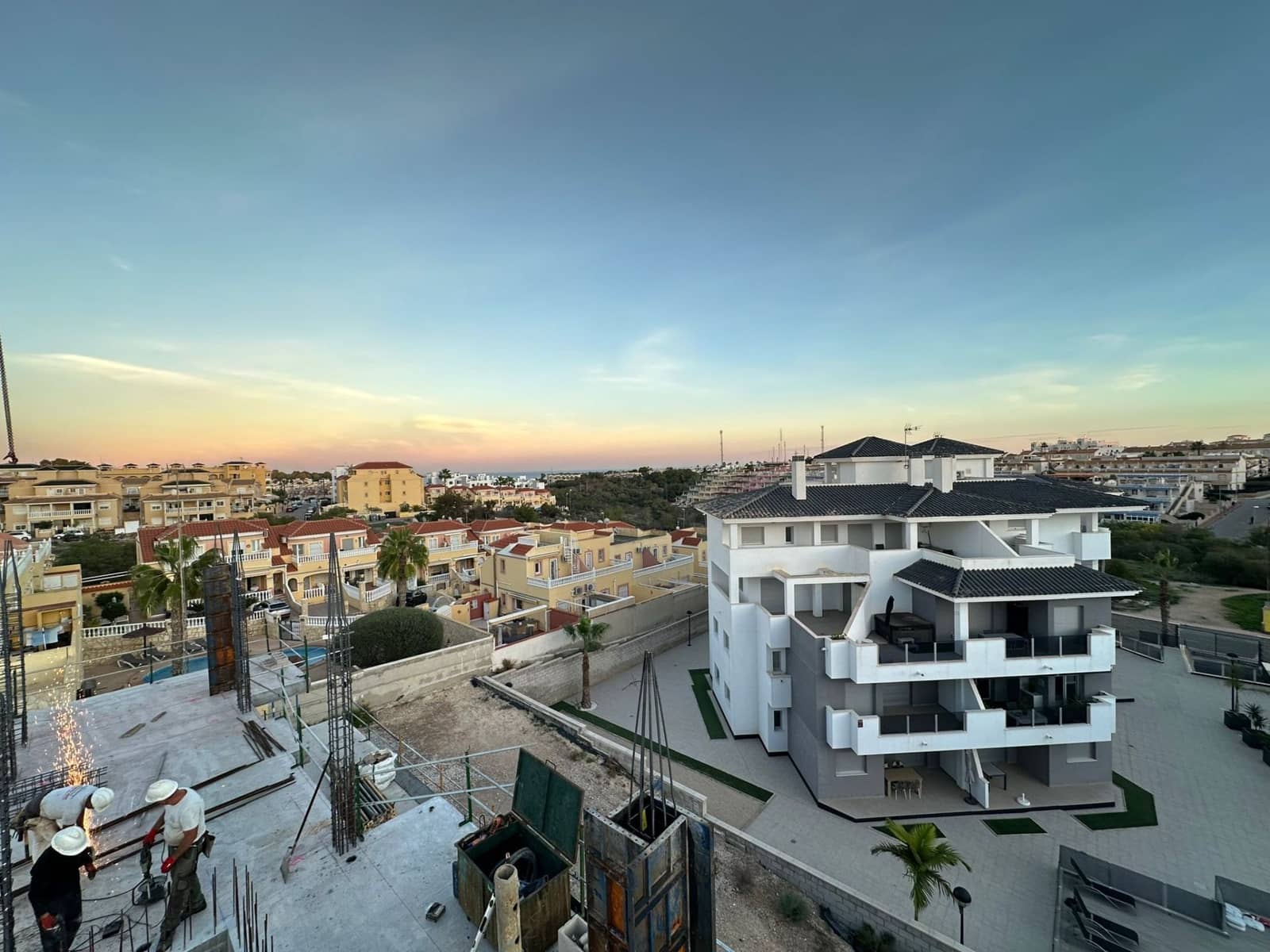 2 sypialnia Apartament na sprzedaż w Orihuela z basenem garażem - 255 000 € (Ref: 9991581)