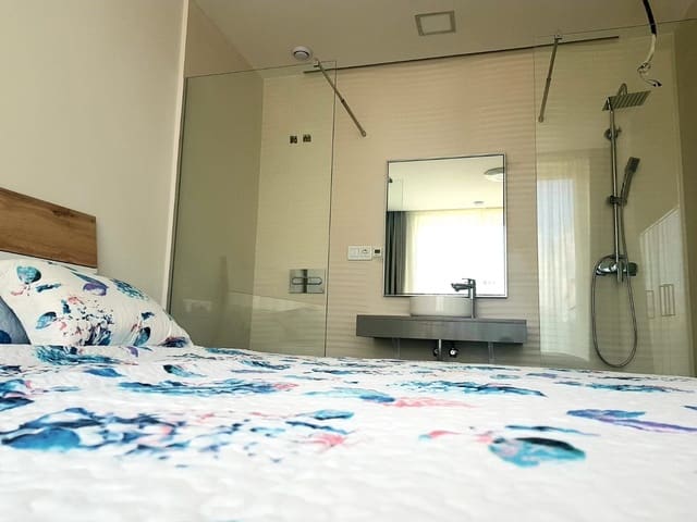 2 soverom Leilighet til salgs i Cala de Finestrat, Finestrat med svømmebasseng garasje - € 275 000 (Ref: 9991583)