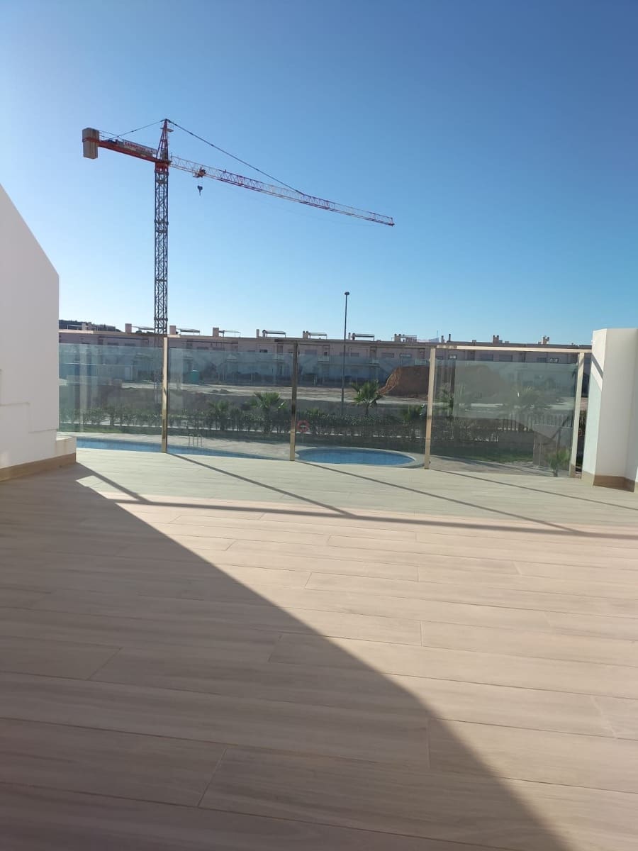 2 quarto Bungalow para venda em Orihuela Costa com piscina garagem - 269 900 € (Ref: 9991595)