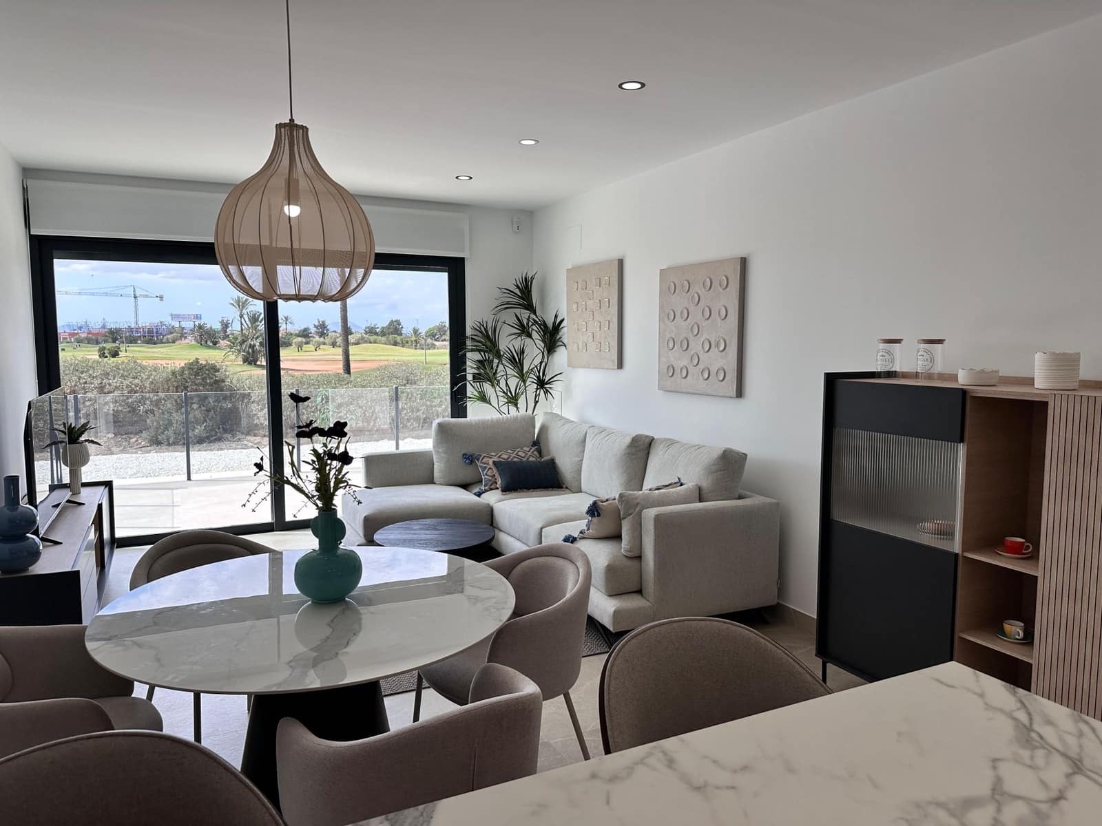 2 soveværelse Lejlighed til salg i Los Alcazares med swimmingpool garage - € 279.000 (Ref: 9991663)