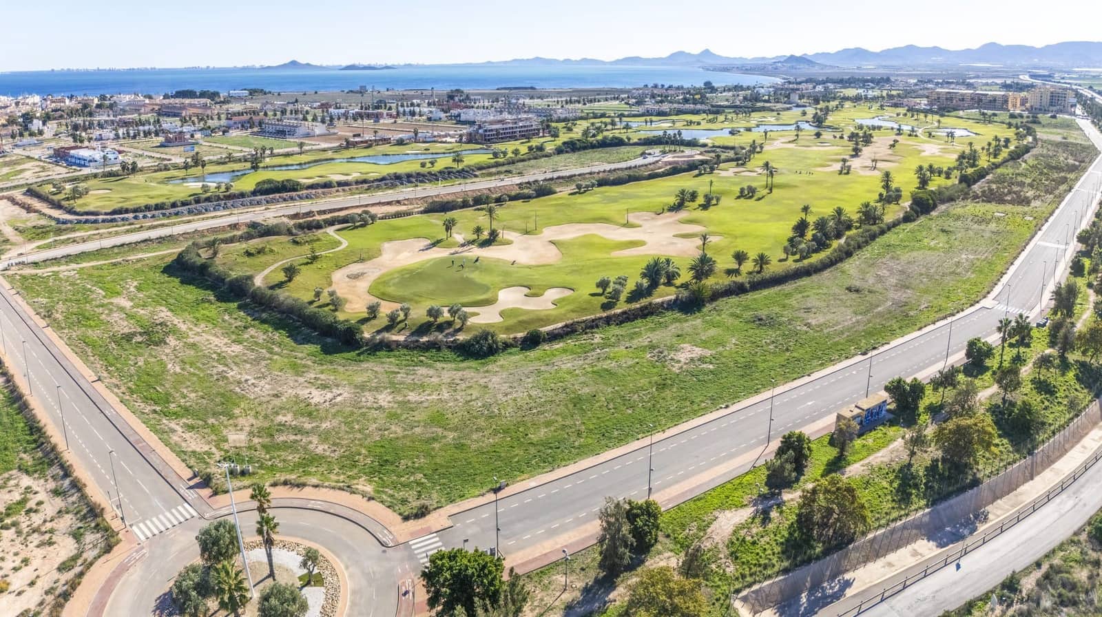 2 soveværelse Lejlighed til salg i Los Alcazares med swimmingpool garage - € 279.000 (Ref: 9991663)
