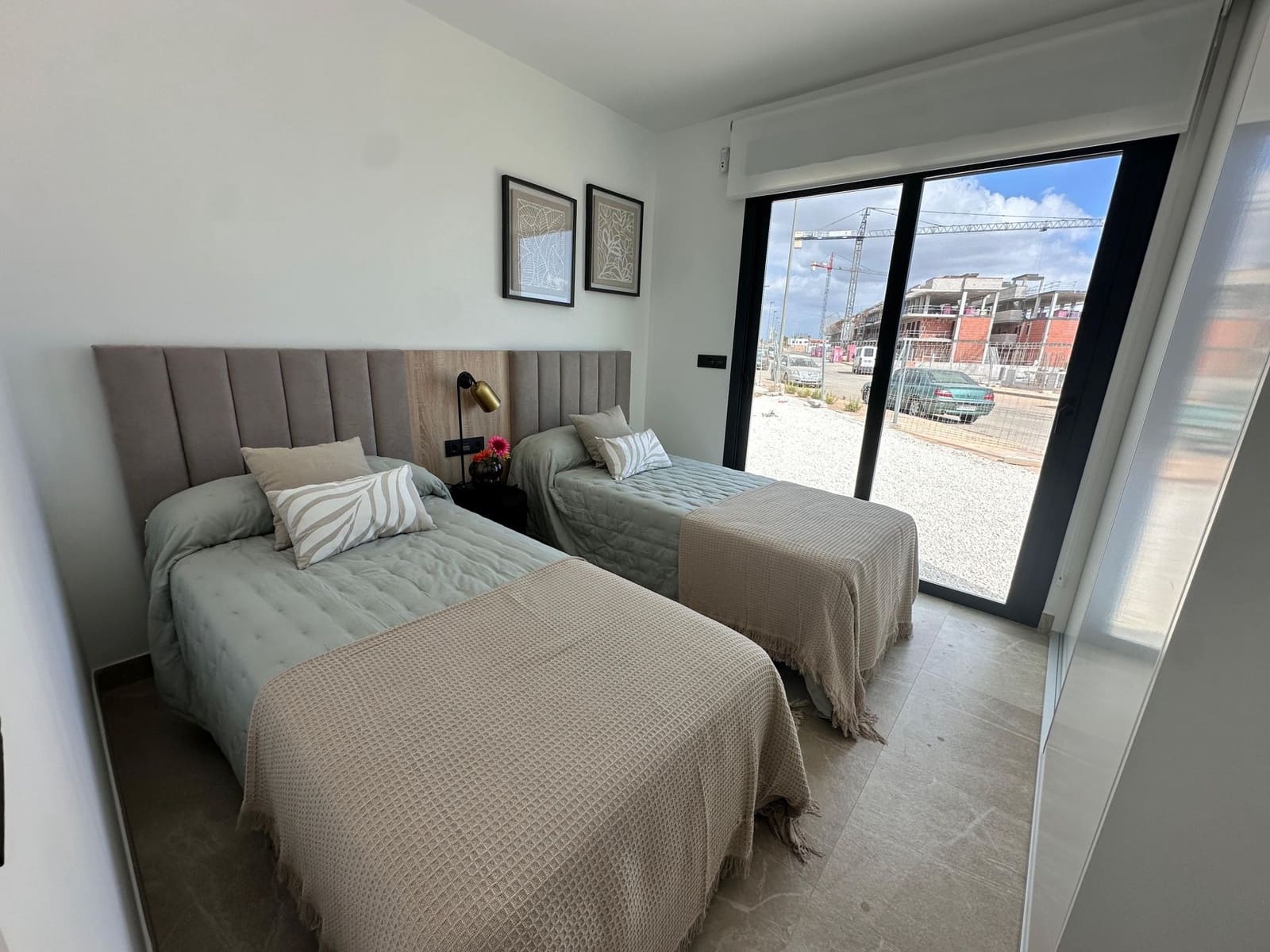 2 soveværelse Lejlighed til salg i Los Alcazares med swimmingpool garage - € 279.000 (Ref: 9991663)