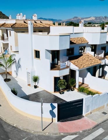 3 bedroom Semi-detached Villa for sale in Cox with pool garage - € 255,000 (Ref: 9991671)