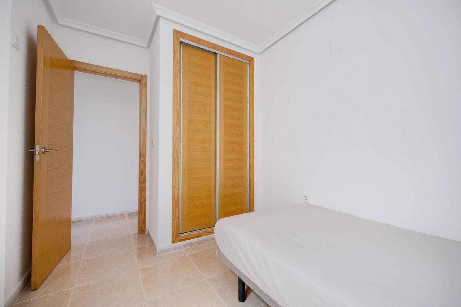 2 soverom Leilighet til salgs i San Fulgencio med svømmebasseng garasje - € 148 000 (Ref: 9991679)