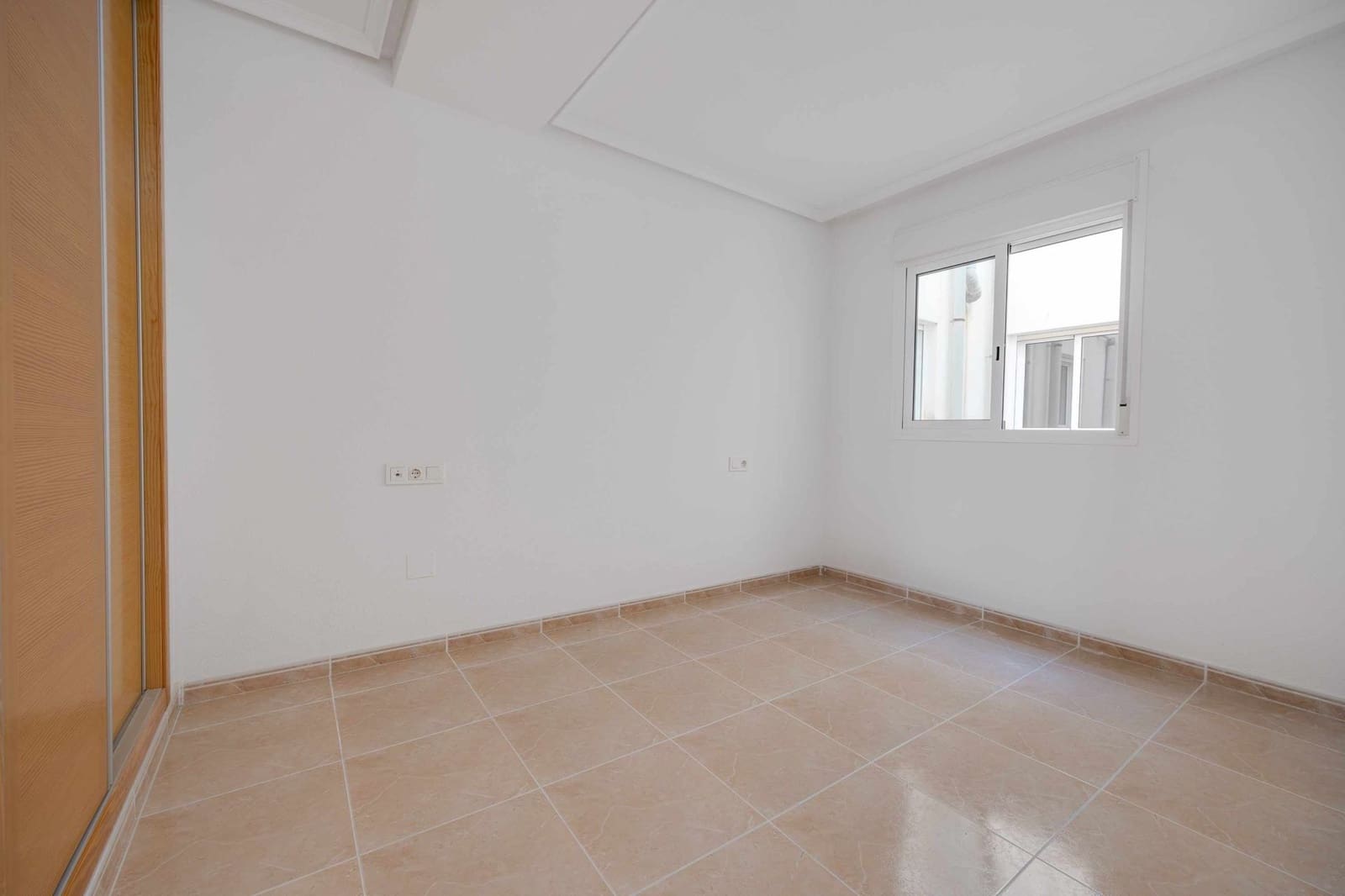 2 soverom Leilighet til salgs i San Fulgencio med svømmebasseng garasje - € 148 000 (Ref: 9991679)