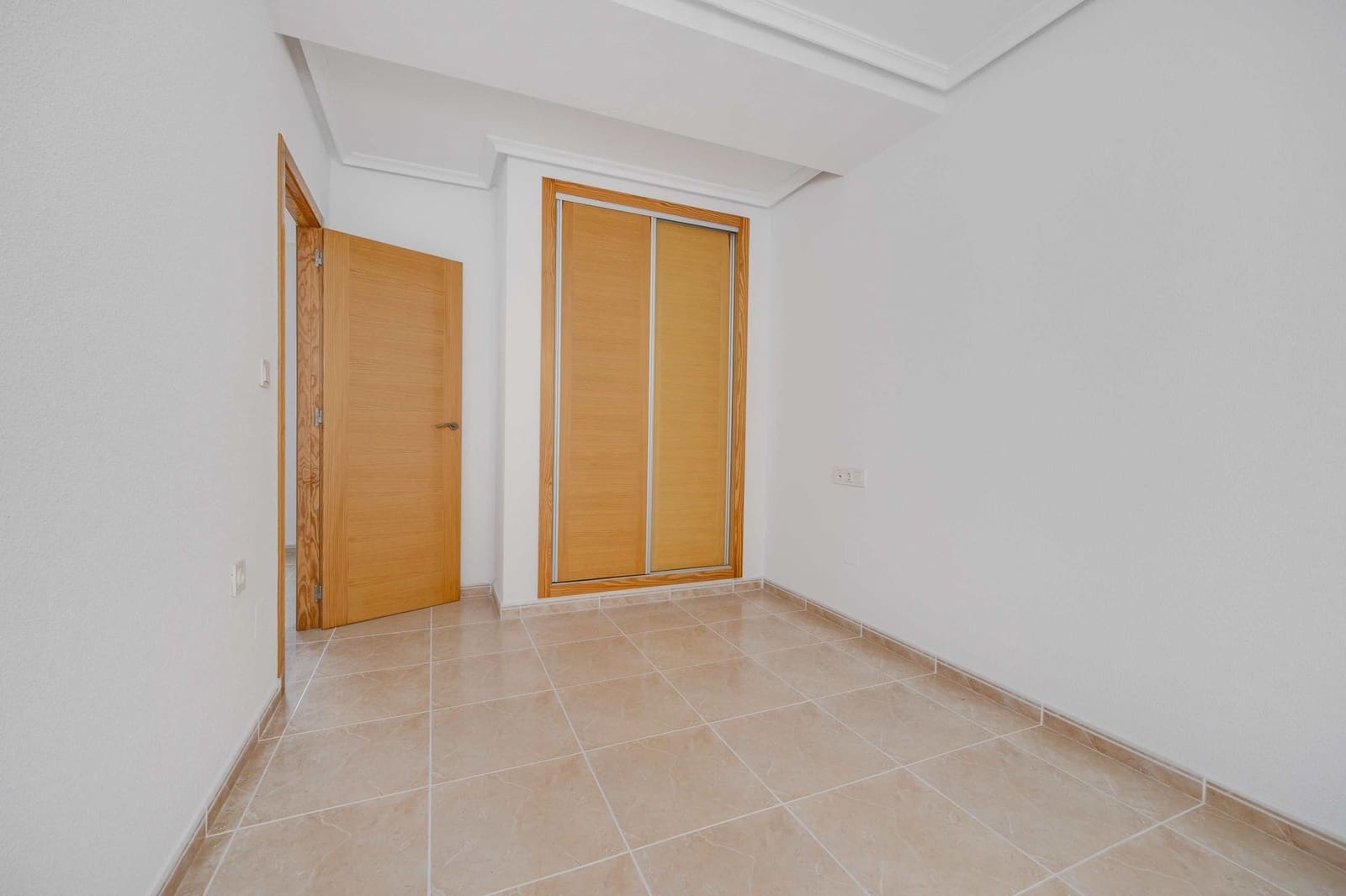 2 soverom Leilighet til salgs i San Fulgencio med svømmebasseng garasje - € 148 000 (Ref: 9991679)