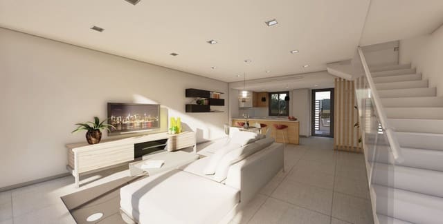 3 bedroom Semi-detached Villa for sale in Cox with pool garage - € 240,000 (Ref: 9991686)