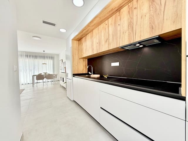 2 sypialnia Bungalow na sprzedaż w Cox z basenem garażem - 209 000 € (Ref: 9991695)