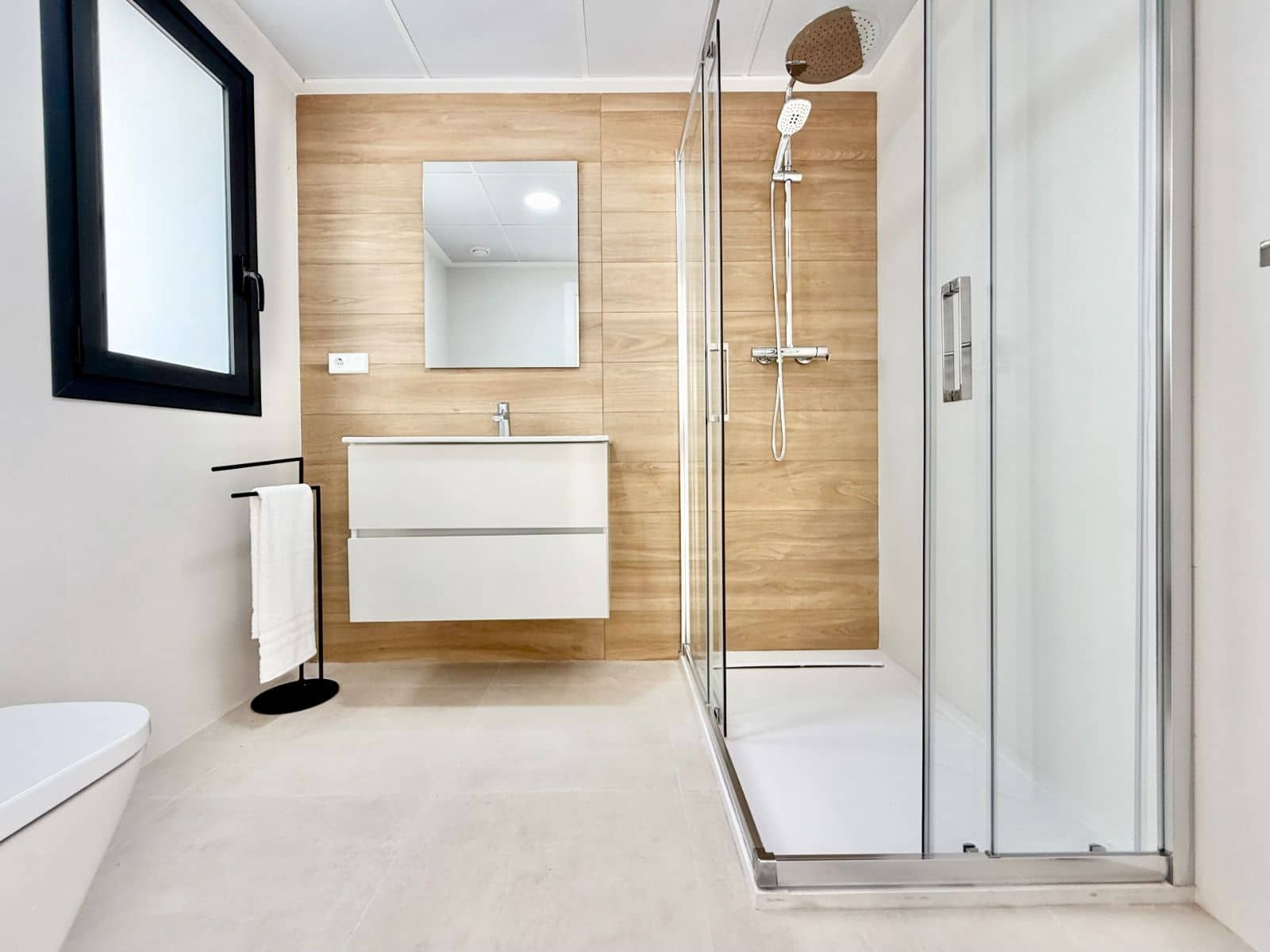 2 makuuhuone Bungalow myytävänä paikassa Cox mukana uima-altaan 
autotalli - 209 000 € (Ref: 9991695)