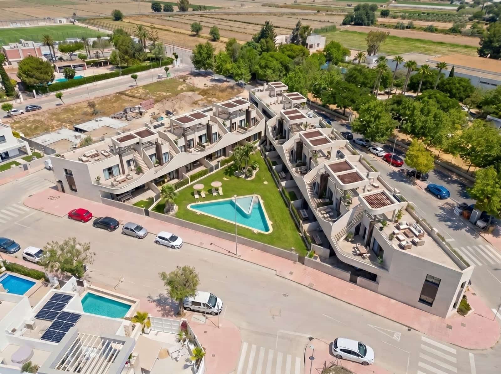 2 bedroom Bungalow for sale in San Fulgencio with pool garage - € 261,900 (Ref: 9991715)