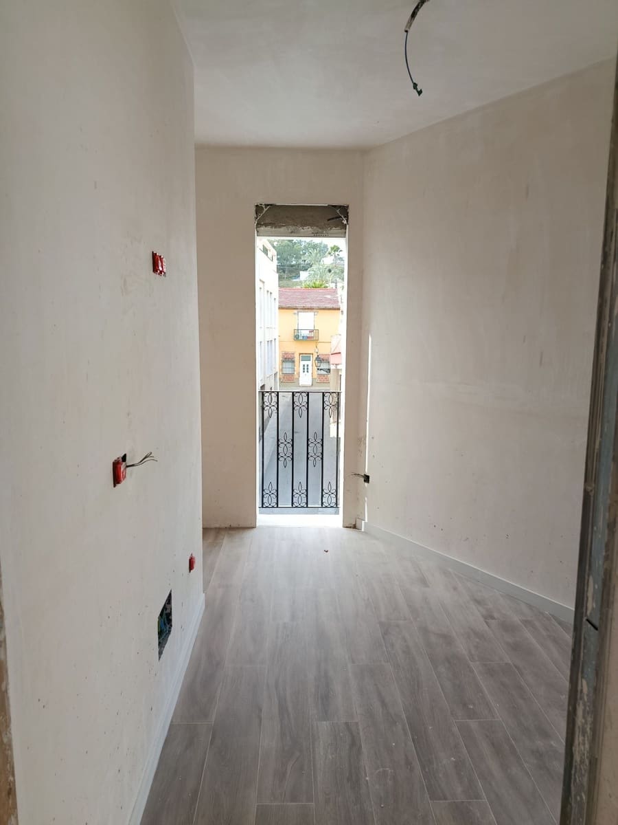 Apartamento de 2 habitaciones en Bigastro en venta - 176.000 € (Ref: 9991717)