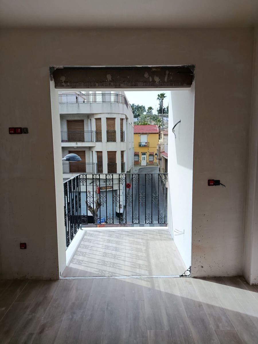 Apartamento de 2 habitaciones en Bigastro en venta - 176.000 € (Ref: 9991717)
