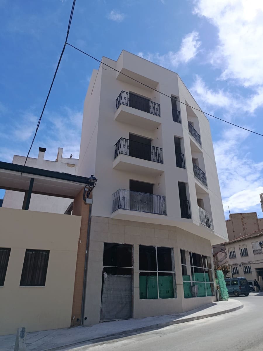Apartamento de 2 habitaciones en Bigastro en venta - 176.000 € (Ref: 9991717)