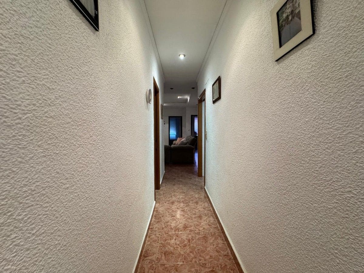 4 sovrum Lägenhet till salu i Tavernes de la Valldigna - 134 000 € (Ref: 9991730)