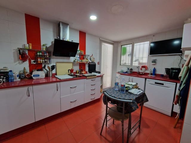 3 bedroom Flat for sale in Torrent with garage - € 282,000 (Ref: 9991732)