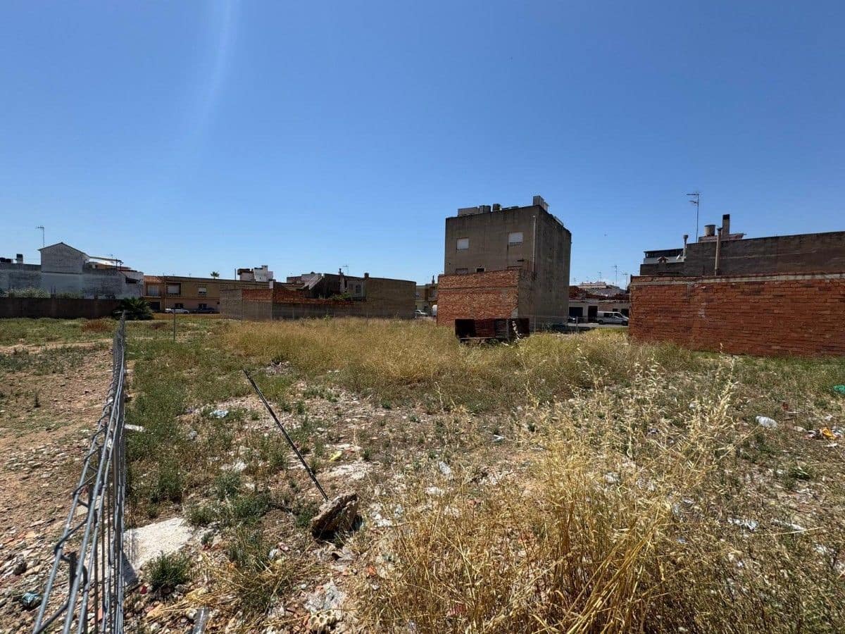 Terrain à Bâtir à vendre à Masalaves - 108 000 € (Ref: 9991733)