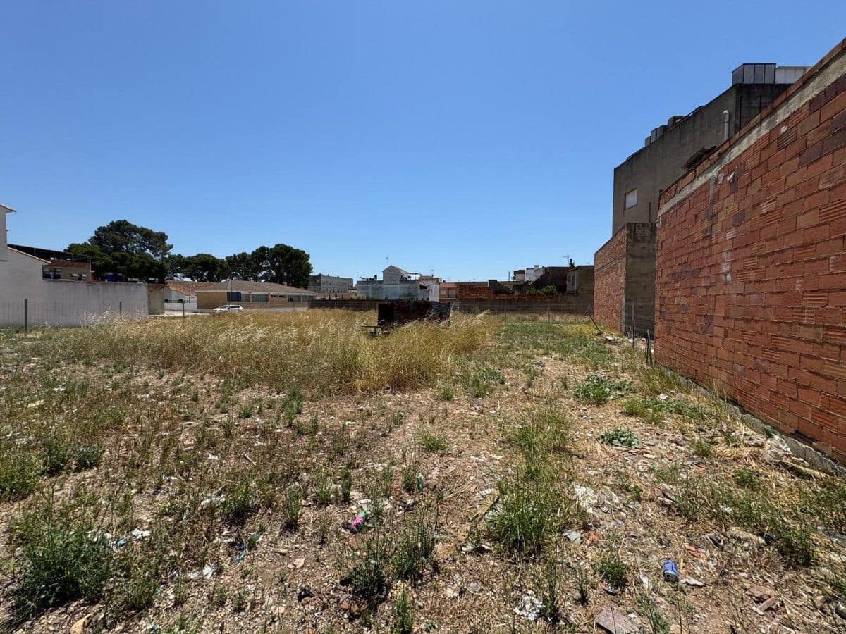 Terrain à Bâtir à vendre à Masalaves - 108 000 € (Ref: 9991733)