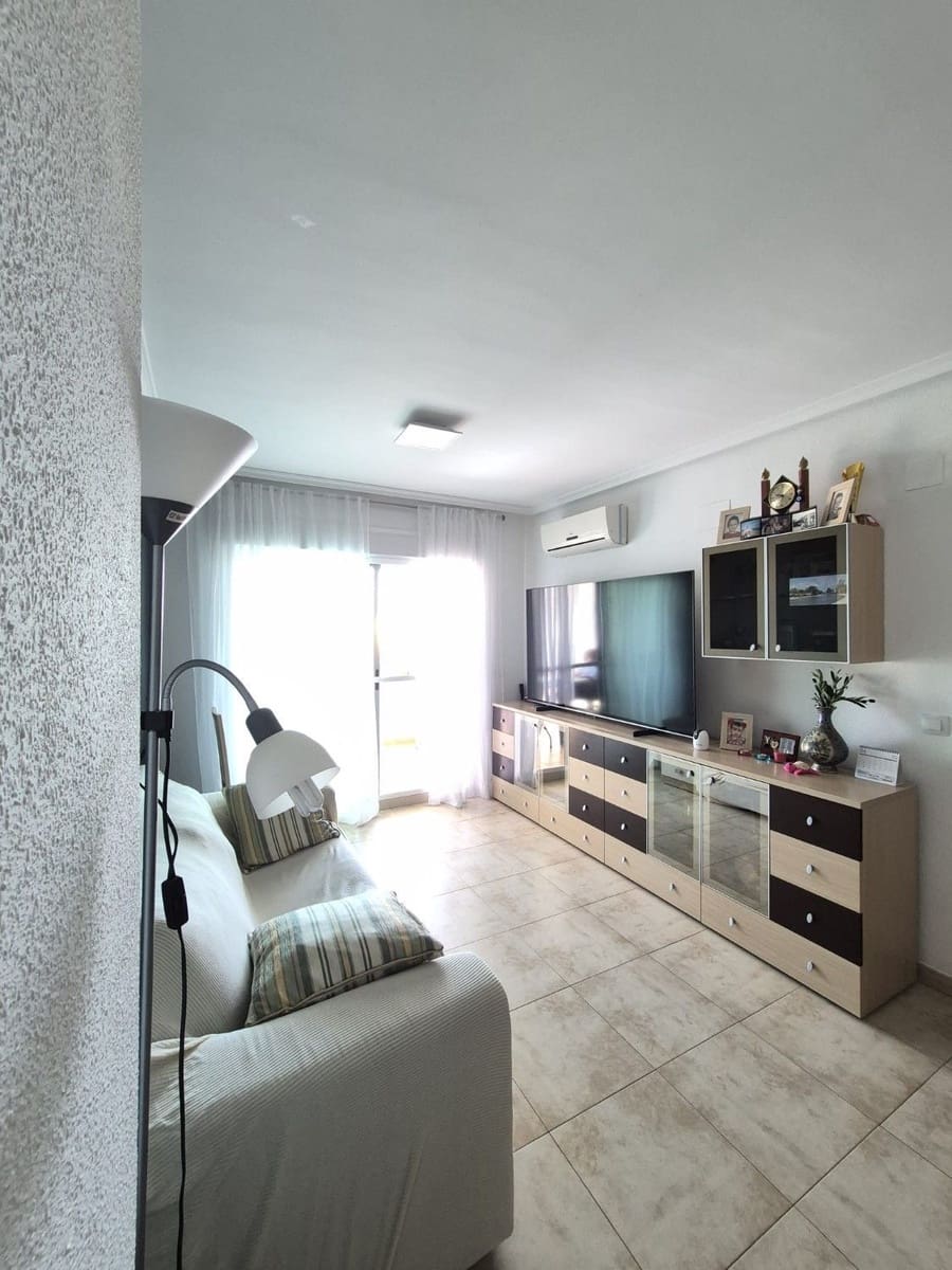 2 soverom Leilighet til salgs i Oropesa  med svømmebasseng garasje - € 165 000 (Ref: 9991736)