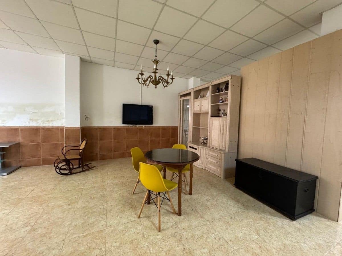 1 quarto Comercial para venda em Xirivella - 138 000 € (Ref: 9991738)