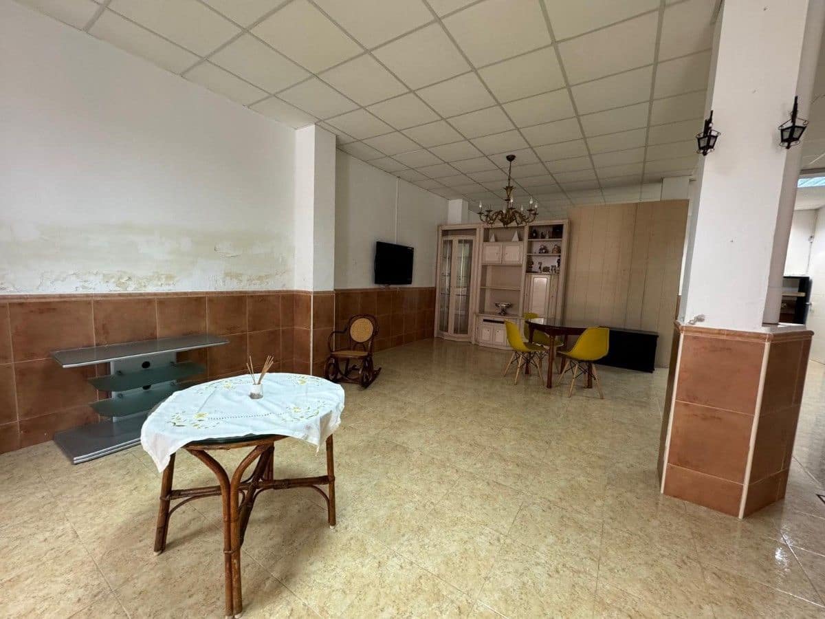 1 quarto Comercial para venda em Xirivella - 138 000 € (Ref: 9991738)