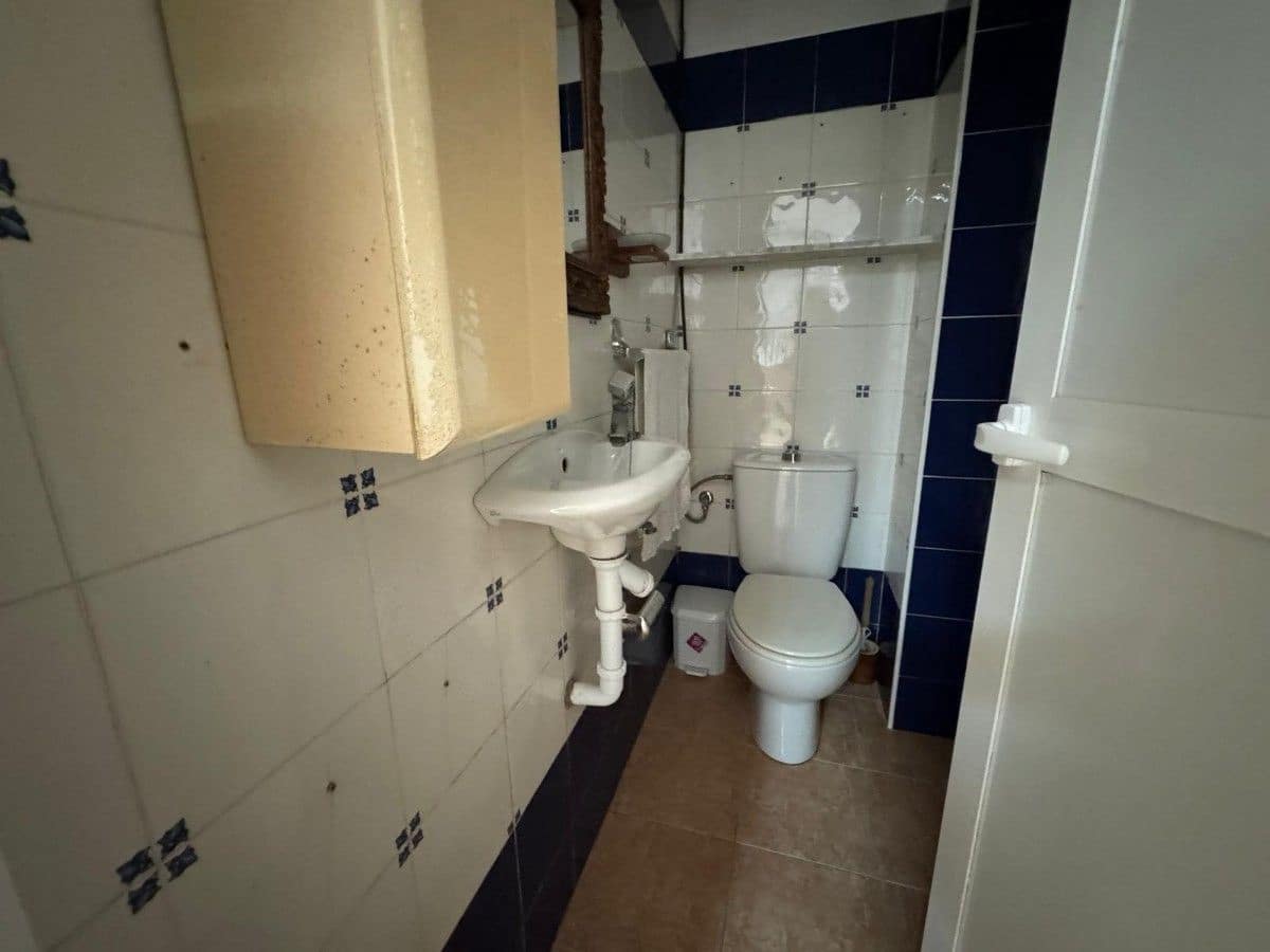 1 quarto Comercial para venda em Xirivella - 138 000 € (Ref: 9991738)