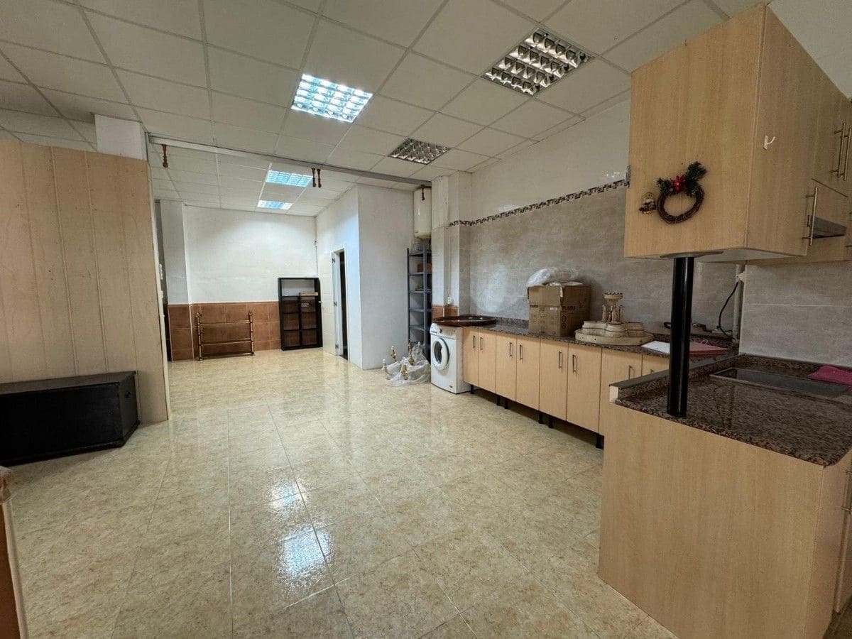 1 quarto Comercial para venda em Xirivella - 138 000 € (Ref: 9991738)