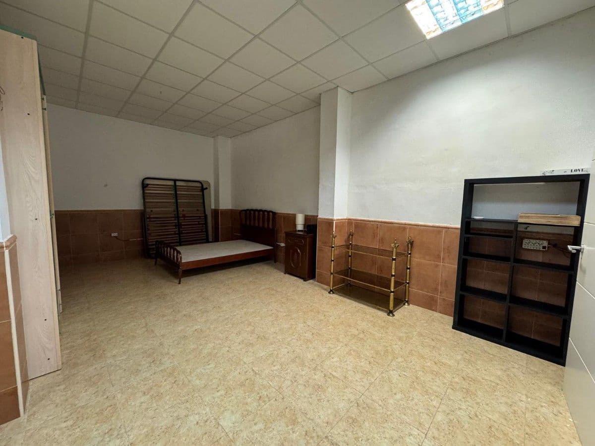 1 quarto Comercial para venda em Xirivella - 138 000 € (Ref: 9991738)