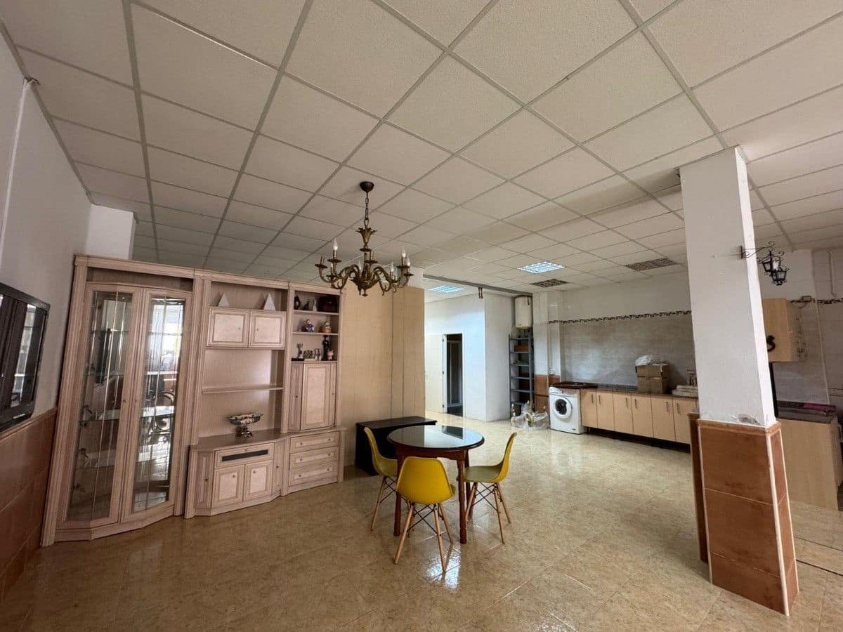 1 quarto Comercial para venda em Xirivella - 138 000 € (Ref: 9991738)
