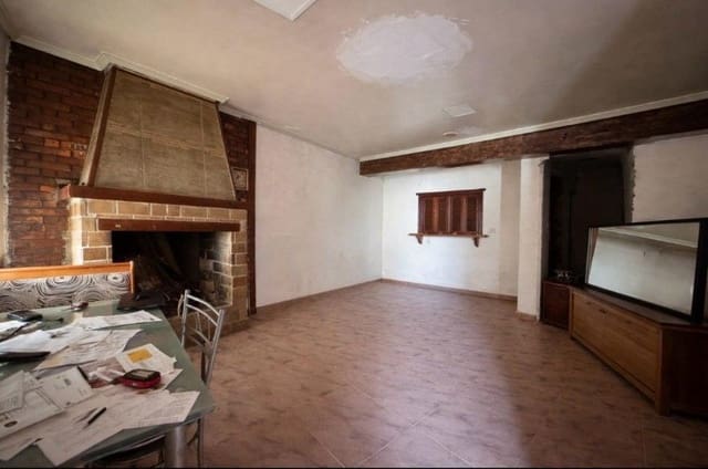 2 quarto Moradia para venda em Xàtiva com garagem - 95 000 € (Ref: 9991740)