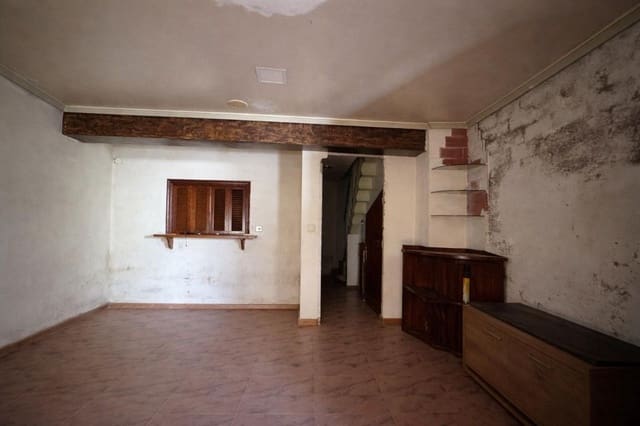 2 quarto Moradia para venda em Xàtiva com garagem - 95 000 € (Ref: 9991740)