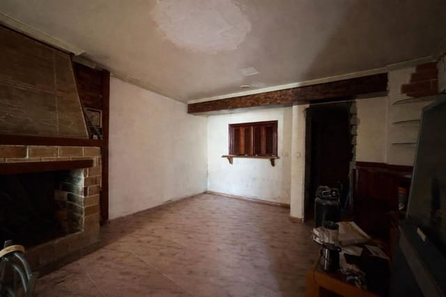 2 quarto Moradia para venda em Xàtiva com garagem - 95 000 € (Ref: 9991740)