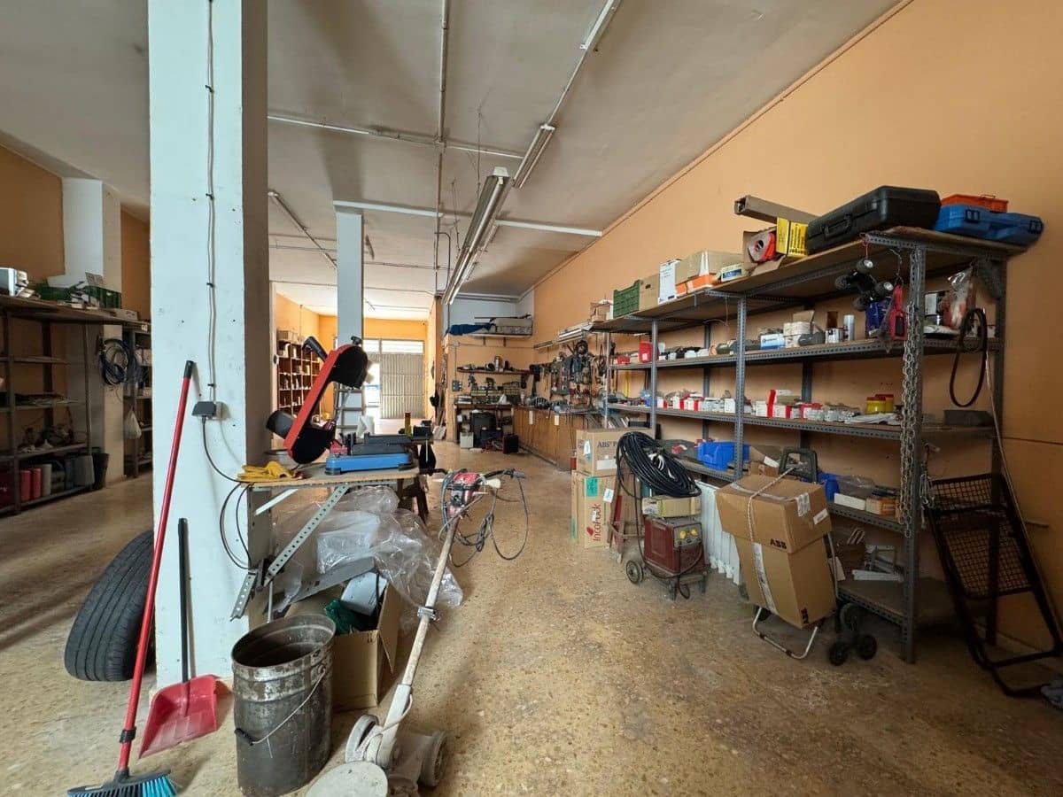 1 Zimmer Gewerbe zu verkaufen in Alberic - 90.000 € (Ref: 9991741)