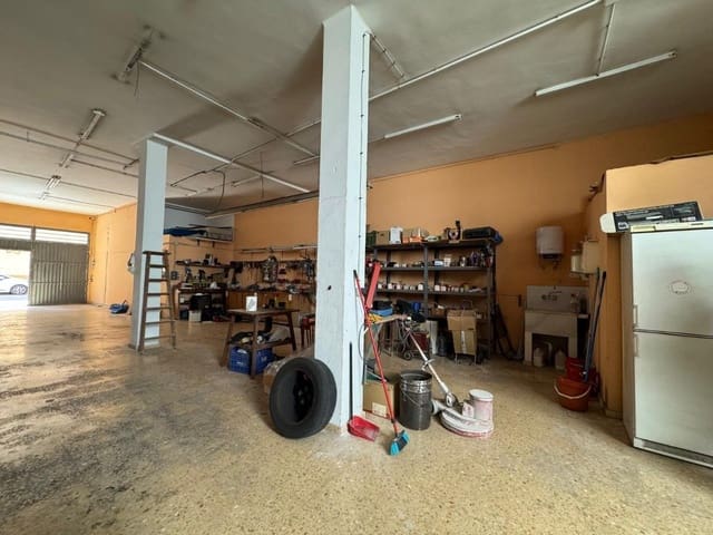 1 soverom Kommersiell til salgs i Alberic - € 90 000 (Ref: 9991741)